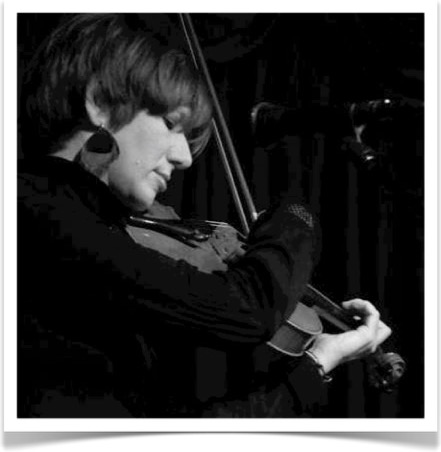 Jane Hilton playing Violin